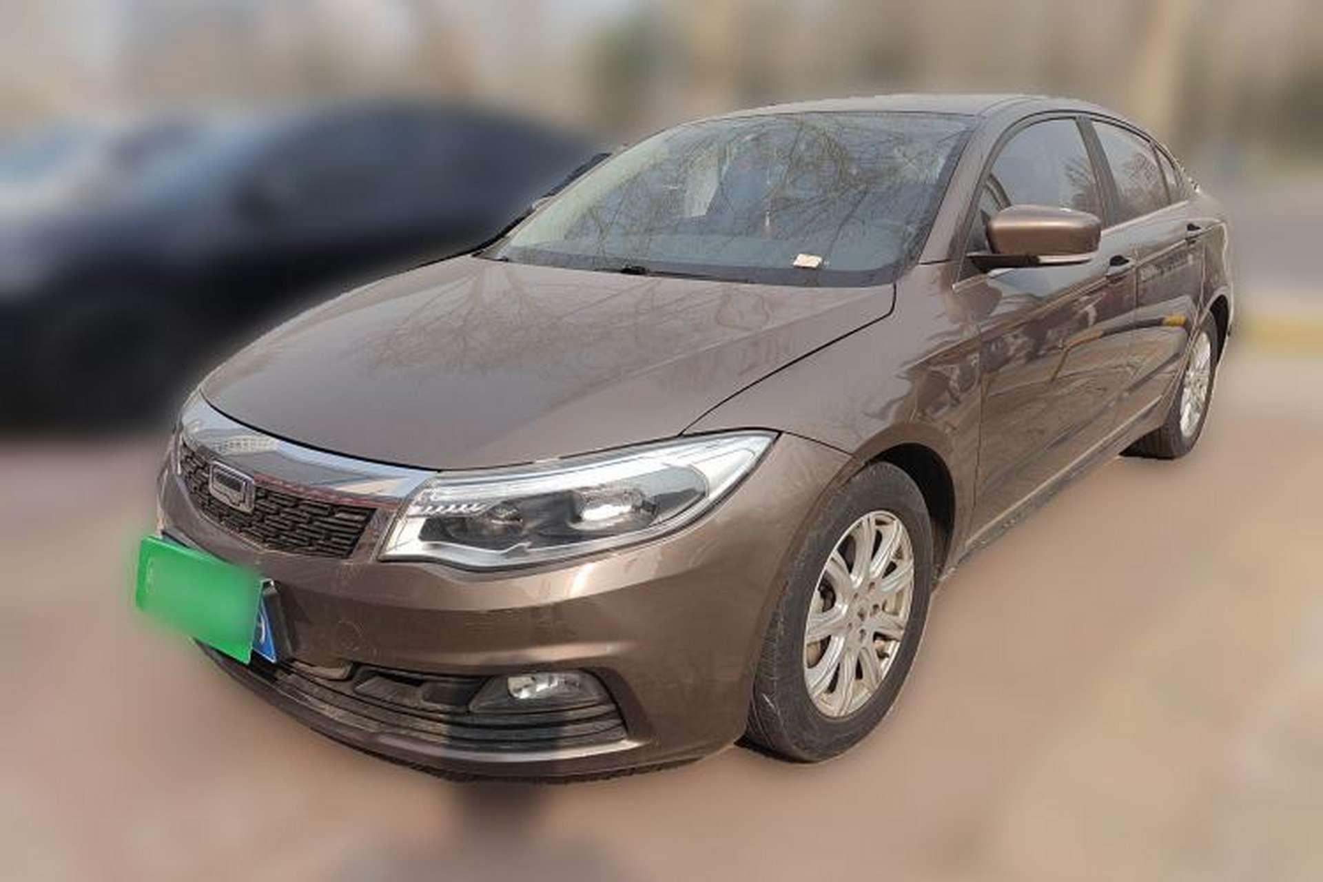 Used Qoros 3 2014 Sedan 1.6L Manual Zhiyue Model Front Left 45 Deg