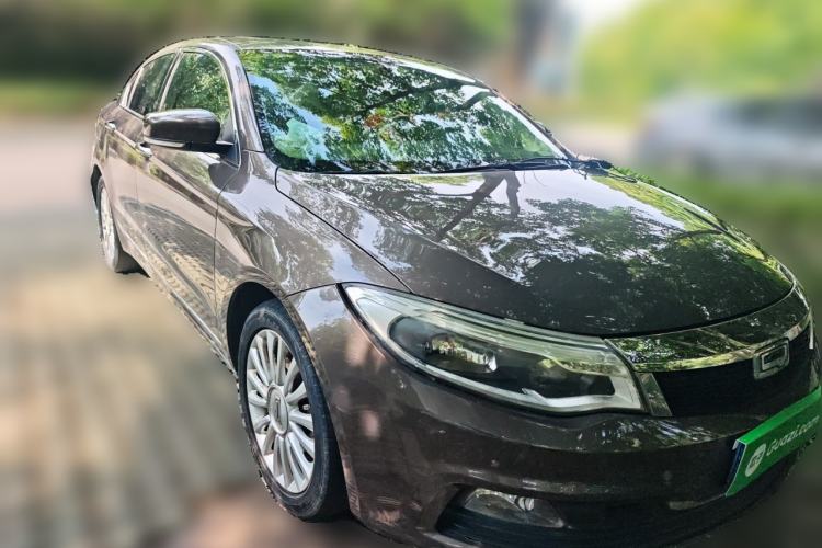 Used Qoros 3 2014 Sedan 1.6T Automatic ZhiZhen Model Front Right 45 Deg
