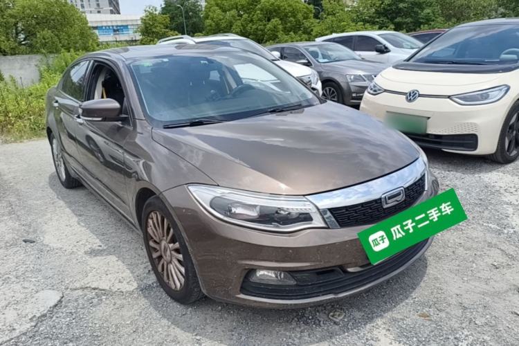 Used Qoros 3 2014 Sedan 1.6T Automatic ZhiZhen Model Front Right 45 Deg