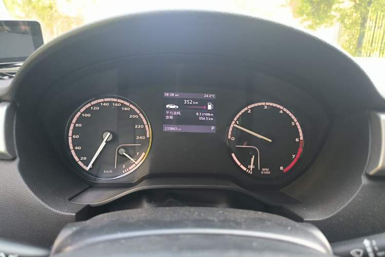 Used Qoros 3 2014 Sedan 1.6T Automatic Zhiyue Model Instrument Cluster