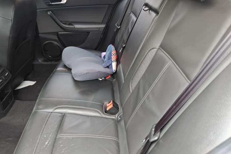 Used Qoros 3 2014 Sedan 1.6L Automatic Zhiyue Enhanced Model Left Rear Seat