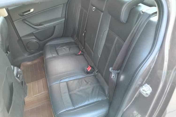Used Qoros 3 2014 Sedan 1.6L Automatic Zhiyue Enhanced Model Left Rear Seat