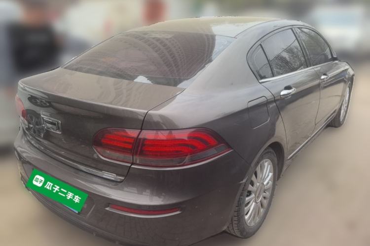 Used Qoros 3 2014 Sedan 1.6T Automatic ZhiZhen Model Rear Right 45 Deg