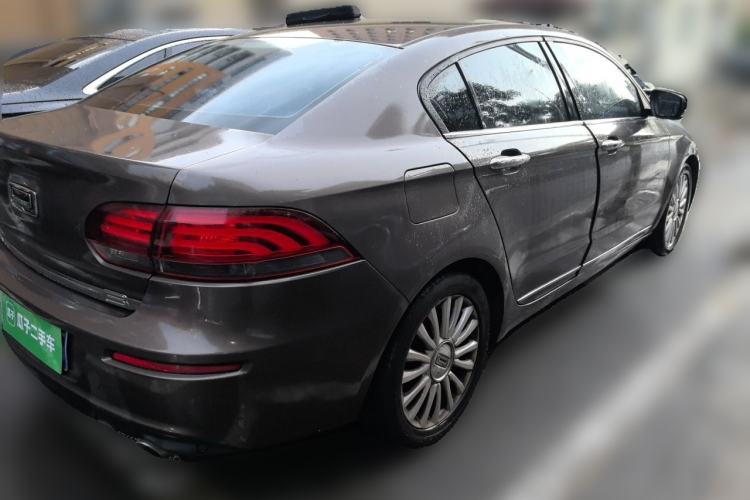 Used Qoros 3 2014 Sedan 1.6T Automatic ZhiZhen Model Rear Right 45 Deg