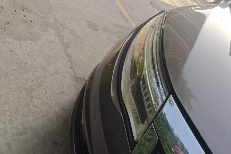 Used Qoros 3 2014 Sedan 1.6L Automatic Zhiyue Model Right Front Headlight