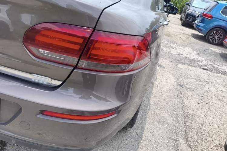 Used Qoros 3 2014 Sedan 1.6T Automatic ZhiZhen Model Right Rear Taillight