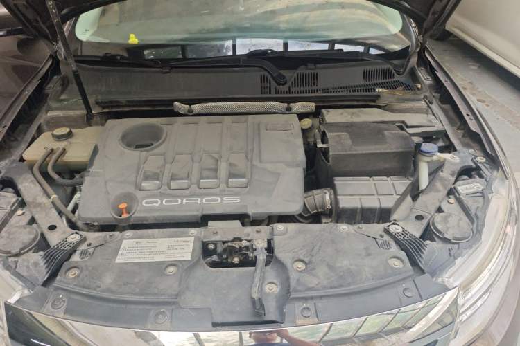 Used Qoros 3 2014 Sedan 1.6L Automatic Zhiyue Enhanced Model Engine Bay