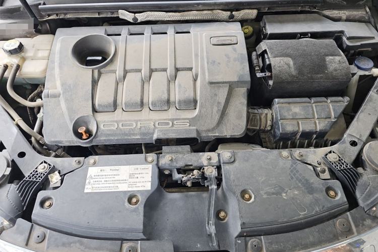 Used Qoros 3 2014 Sedan 1.6T Automatic ZhiZhen Model Engine Bay