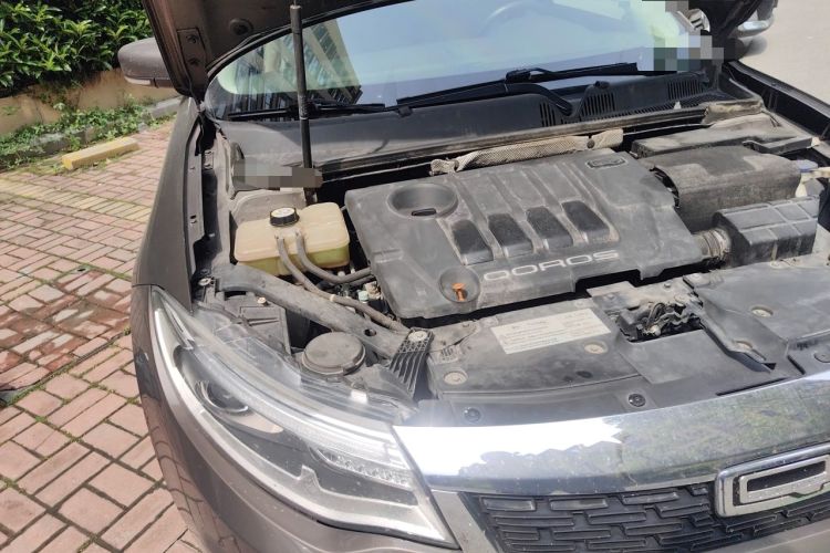 Used Qoros 3 2014 Sedan 1.6T Automatic ZhiZhen Model Engine Bay Right