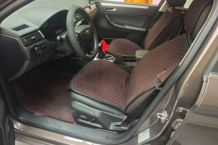 Used Qoros 3 2014 Sedan 1.6L Automatic Zhiyue Enhanced Model Left Front Seat