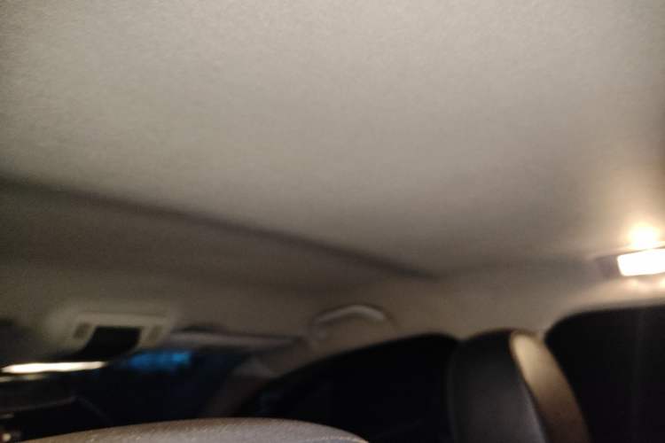Used Qoros 3 2014 Sedan 1.6L Manual Zhiyue Model Headliner
