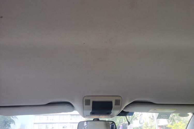 Used Qoros 3 2014 Sedan 1.6L Automatic Zhiyue Model Headliner