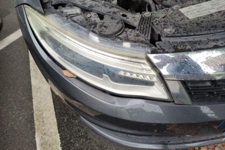Used Qoros 3 2014 Sedan 1.6L Automatic Zhiyue Enhanced Model Right Front Headlight