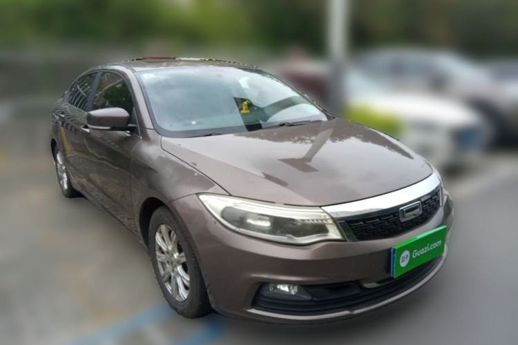 Used Qoros 3 2014 Sedan 1.6L Automatic Zhiyue Model Front Right 45 Deg