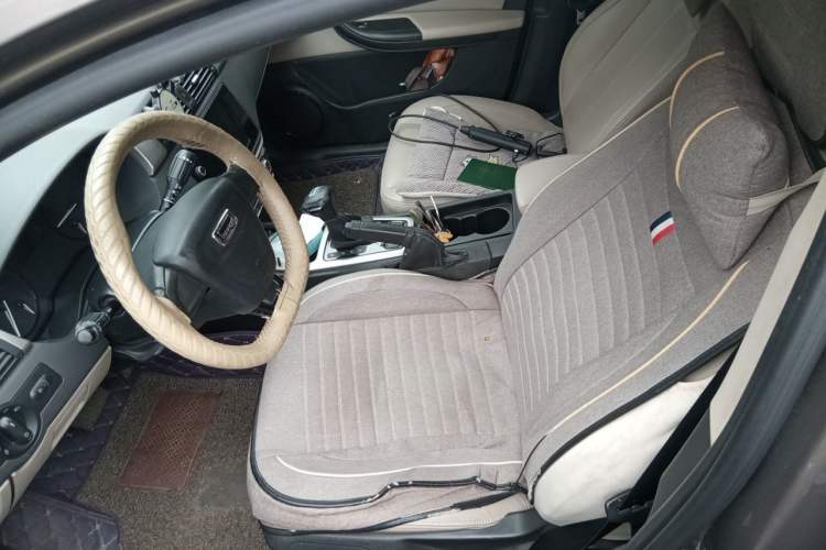 Used Qoros 3 2014 Sedan 1.6L Automatic Zhiyue Model Left Front Seat