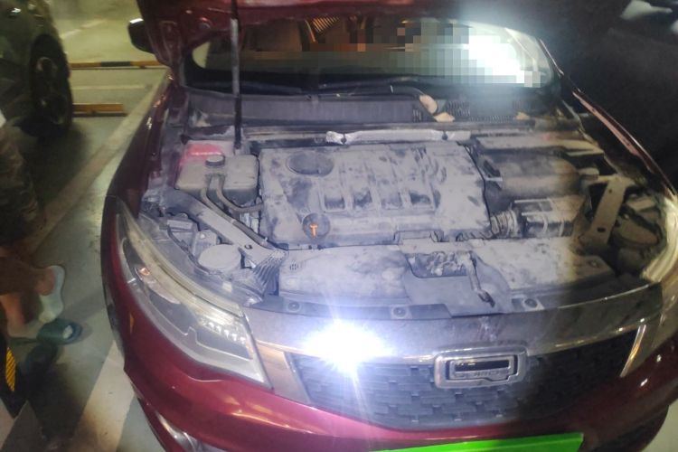 Used Qoros 3 2014 Hatchback 1.6L Automatic Zhiyue Model Engine Bay Right
