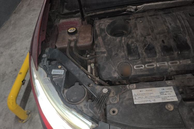 Used Qoros 3 2014 Hatchback 1.6T Automatic ZhiZhen Model Engine Bay Right
