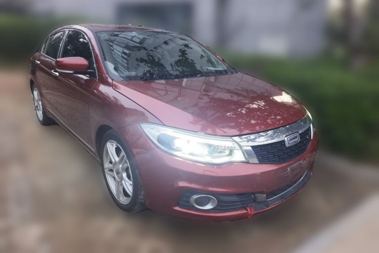 Used Qoros 3 2014 Hatchback 1.6T Automatic ZhiZhen Model Front Right 45 Deg