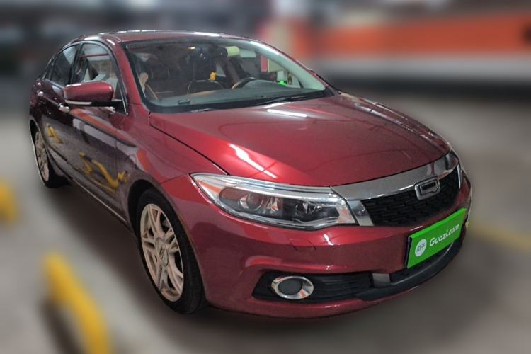Used Qoros 3 2014 Hatchback 1.6T Automatic ZhiZhen Model Front Right 45 Deg