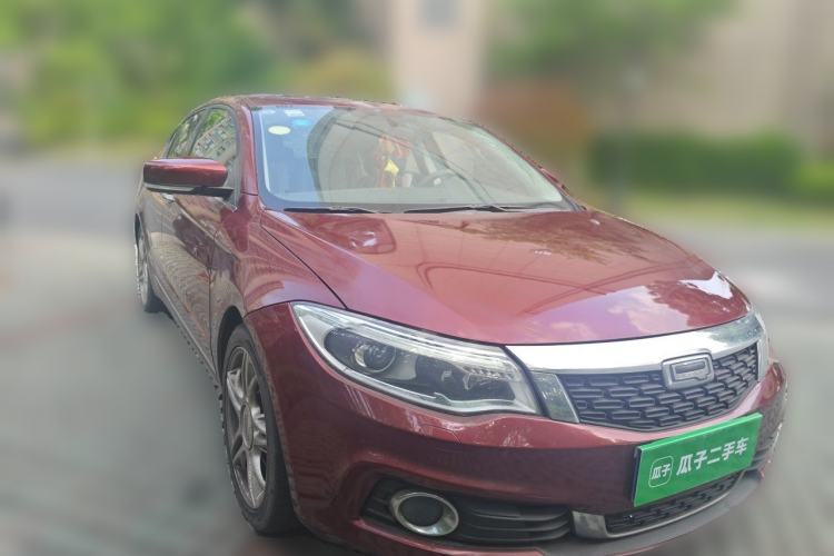 Used Qoros 3 2014 Hatchback 1.6T Automatic ZhiZhen Model Front Right 45 Deg
