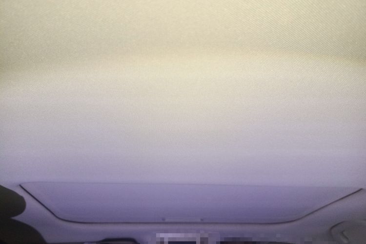 Used Qoros 3 2014 Hatchback 1.6T Automatic Zhiyue Enhanced Model Headliner