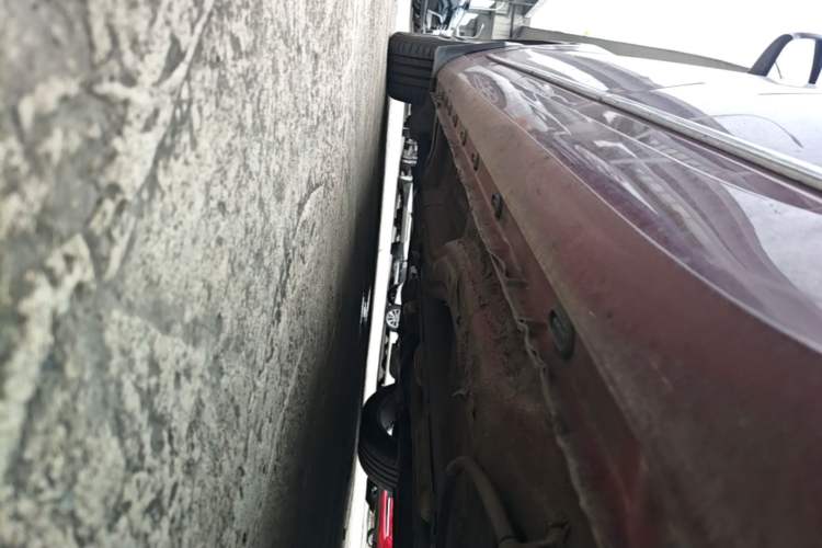 Used Qoros 3 2014 Hatchback 1.6T Automatic ZhiZhen Model Left Side Sill