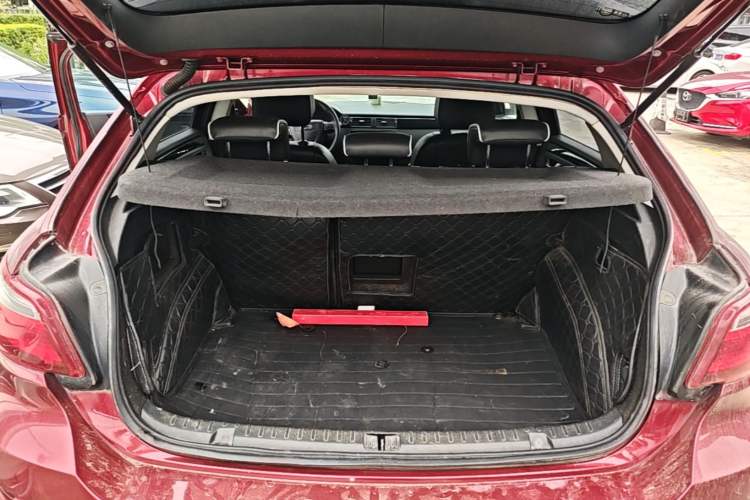 Used Qoros 3 2014 Hatchback 1.6T Automatic ZhiZhen Model Trunk