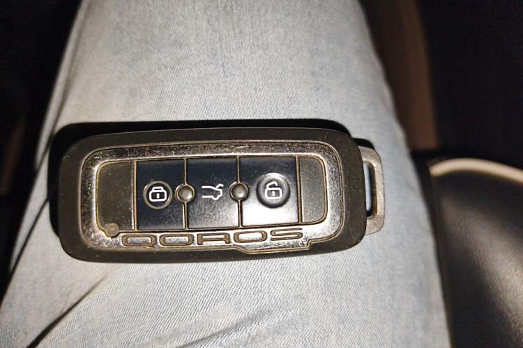 Used Qoros 3 2014 Hatchback 1.6L Automatic Zhiyue Enhanced Model Vehicle Key