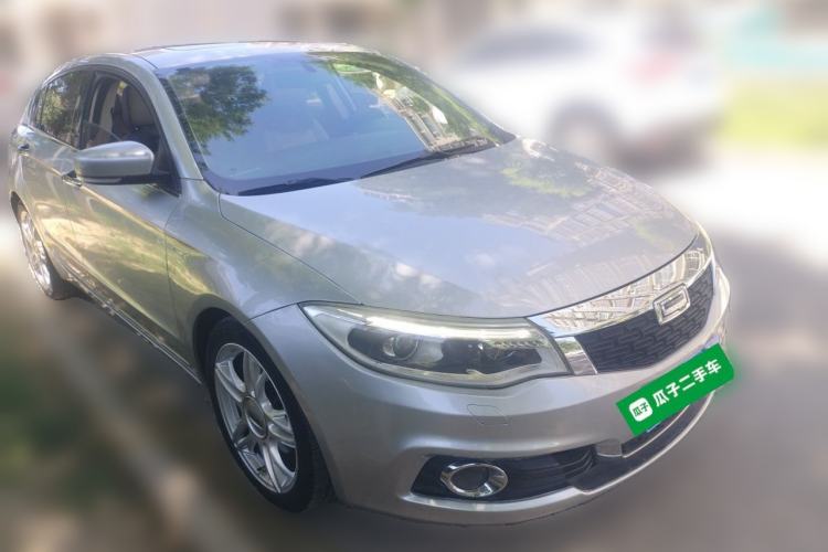 Used Qoros 3 2014 Hatchback 1.6T Automatic ZhiZhen Model Front Right 45 Deg