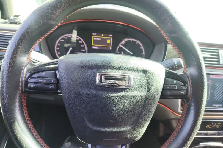 Used Qoros 3 2014 Sedan 1.6T Automatic ZhiZhen Model Steering Wheel
