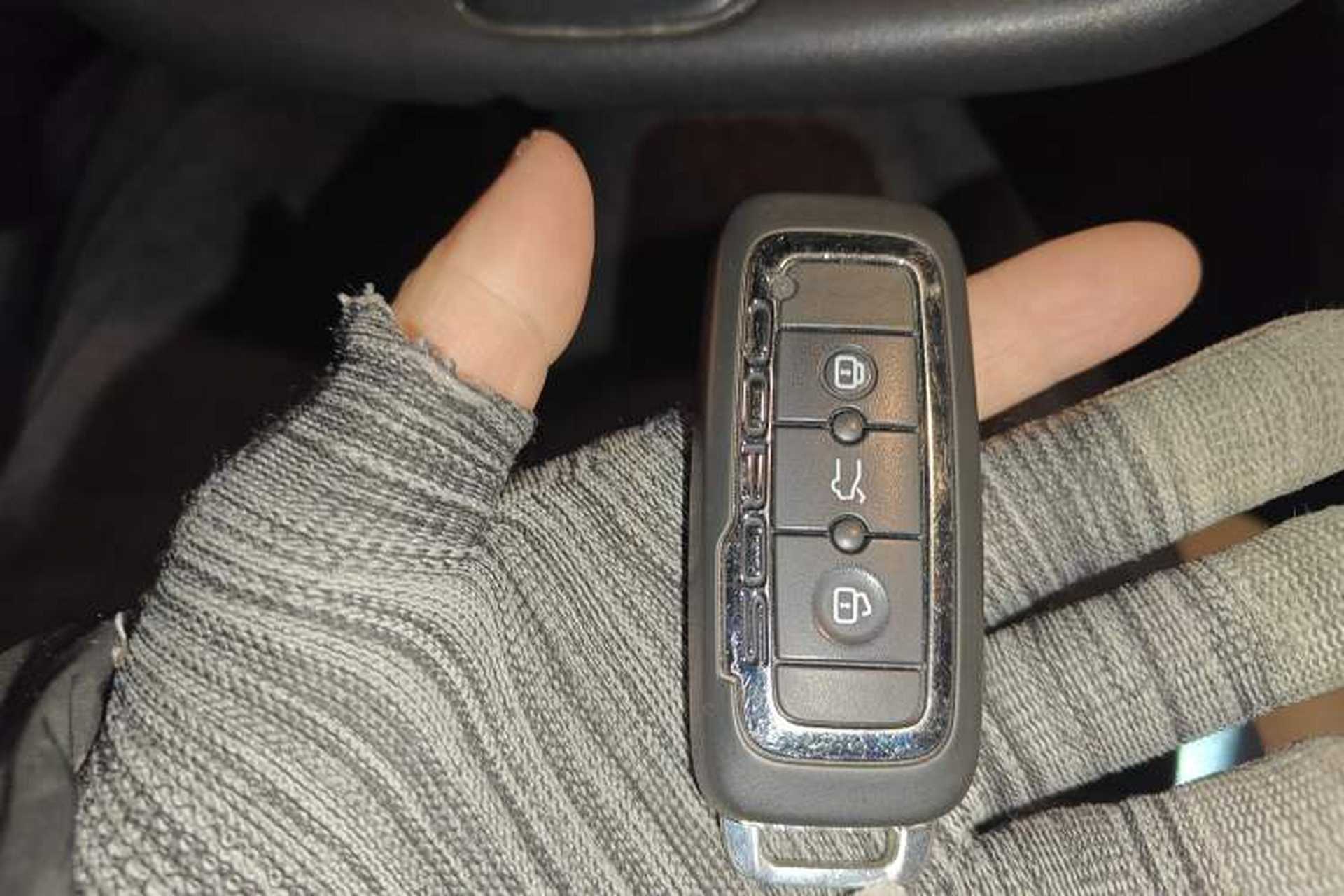 Used Qoros 3 2014 Sedan 1.6L Automatic Zhiyue Model Vehicle Key