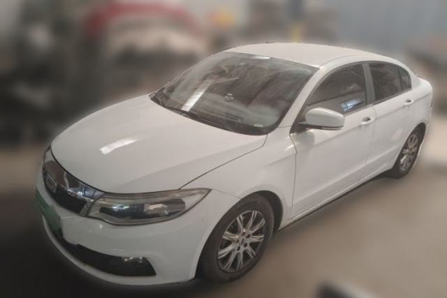 Used Qoros 3 2014 Sedan 1.6L Automatic Zhiyue Model