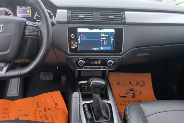 Used Qoros 3 2014 Sedan 1.6L Automatic Zhiyue Enhanced Model Audio And AC Panel