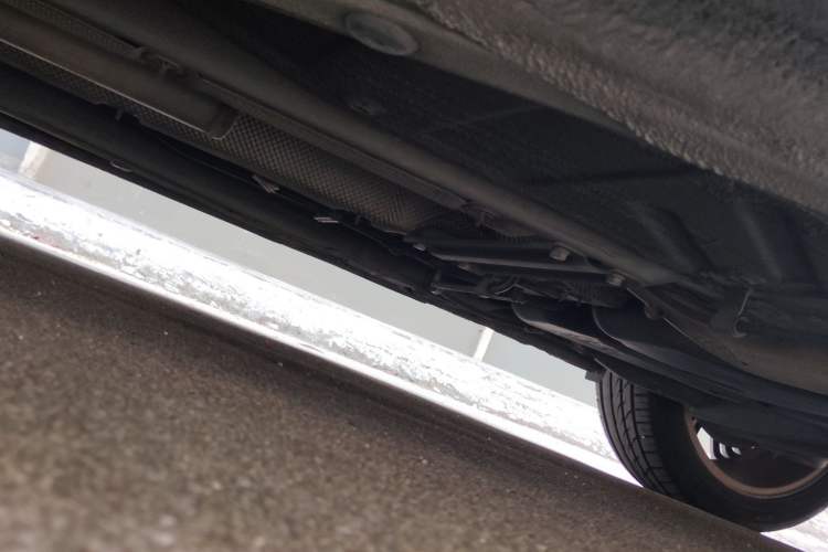 Used Qoros 3 2014 Sedan 1.6T Automatic ZhiZhen Model Chassis Front Left