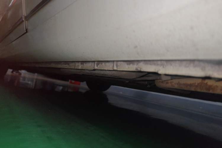 Used Qoros 3 2014 Sedan 1.6T Automatic ZhiZhen Model Chassis Rear Left