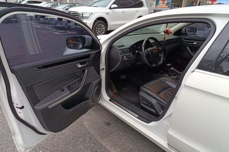 Used Qoros 3 2014 Sedan 1.6T Automatic ZhiZhen Model Driver Seat