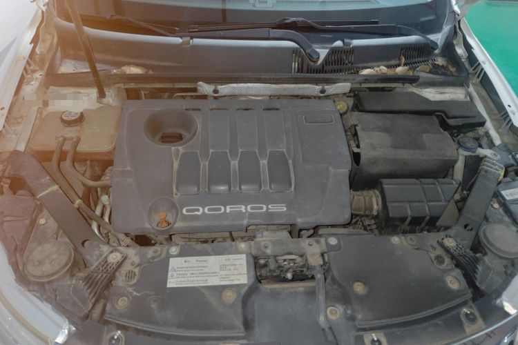 Used Qoros 3 2014 Sedan 1.6T Automatic ZhiZhen Model Engine Bay
