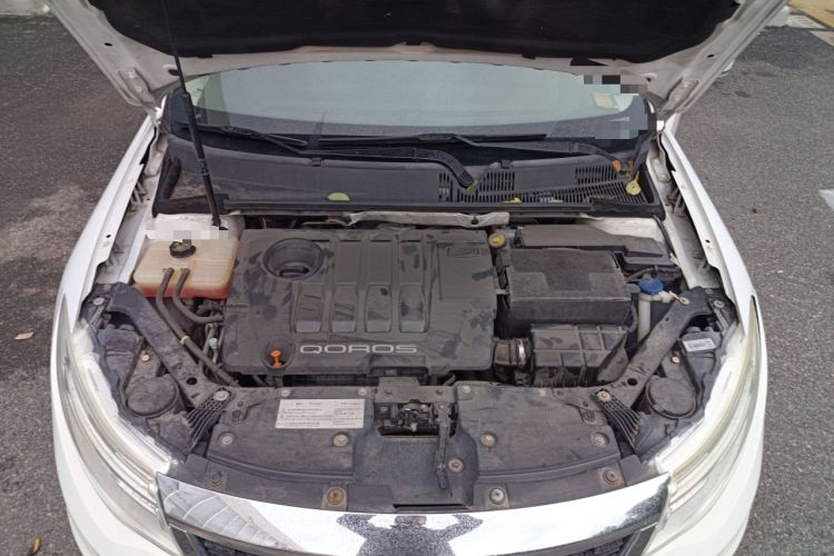 Used Qoros 3 2014 Sedan 1.6T Automatic ZhiZhen Model Engine Bay