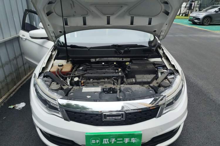 Used Qoros 3 2014 Hatchback 1.6L Automatic Zhiyue Enhanced Model Engine Bay