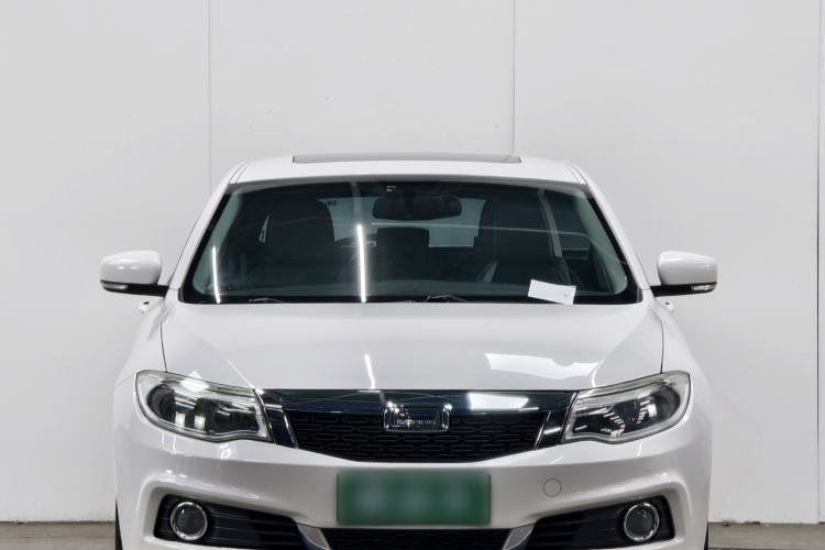 Used Qoros 3 2014 Hatchback 1.6T Automatic Zhiyue Enhanced Model Exterior 1