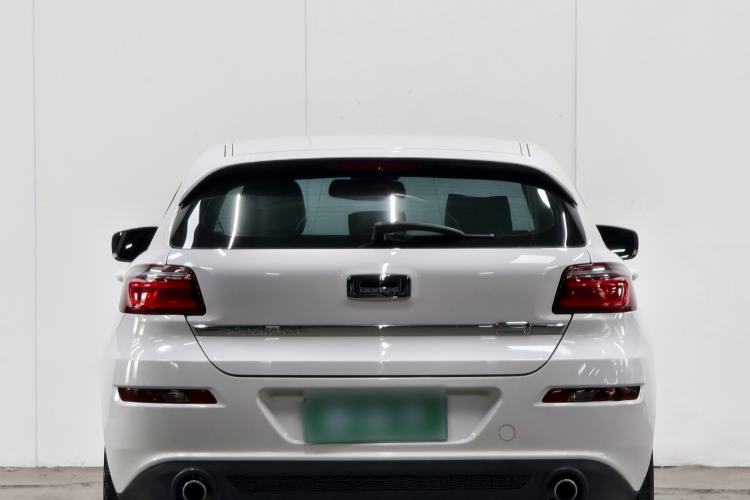Used Qoros 3 2014 Hatchback 1.6T Automatic Zhiyue Enhanced Model Exterior 2