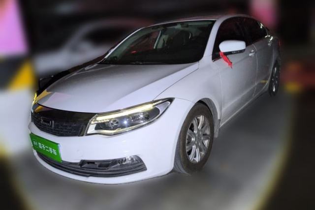Qoros 3 2014 Sedan 1.6L Automatic Zhiyue Model usata