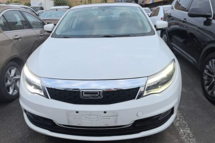 Used Qoros 3 2014 Sedan 1.6L Automatic Zhiyue Enhanced Model Front