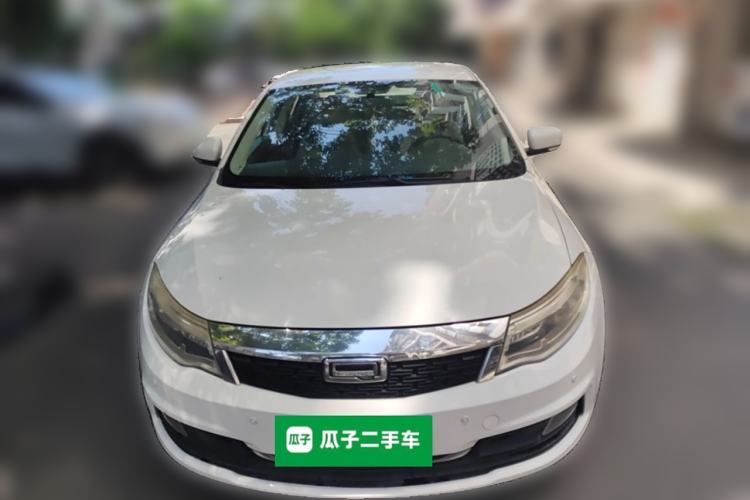 Used Qoros 3 2014 Sedan 1.6L Manual Zhixiang Model Front