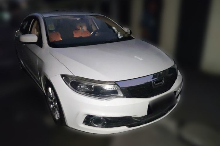 Used Qoros 3 2014 Hatchback 1.6L Automatic Zhiyue Model Front Right 45 Deg