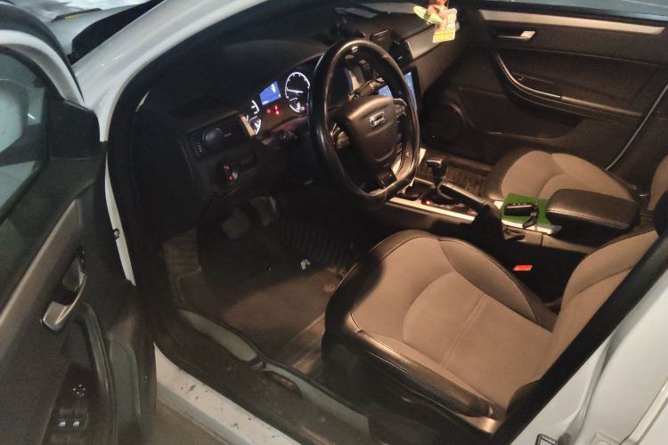 Used Qoros 3 2014 Hatchback 1.6L Automatic Zhiyue Enhanced Model Left Front Seat