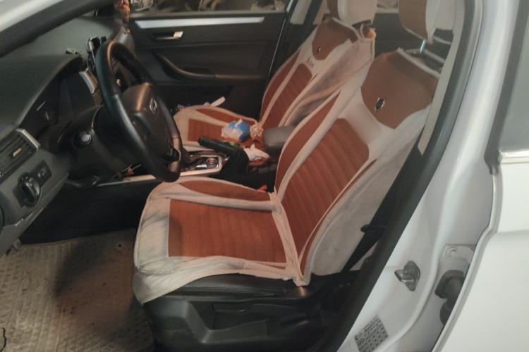 Used Qoros 3 2014 Sedan 1.6L Automatic Zhiyue Model Left Front Seat