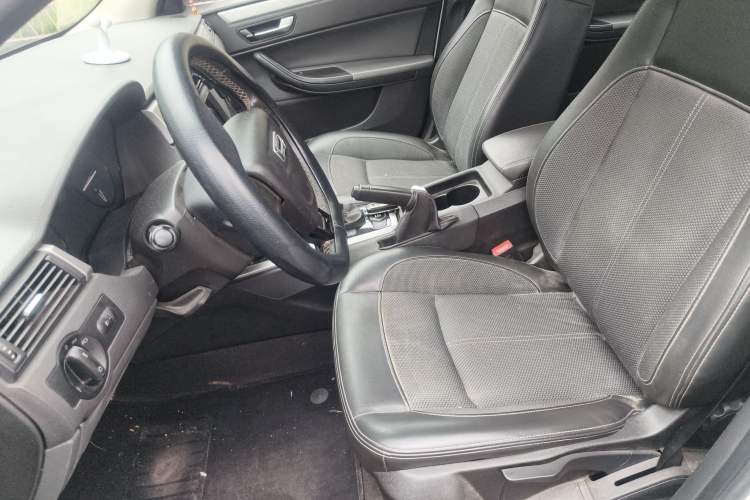 Used Qoros 3 2014 Sedan 1.6L Automatic Zhiyue Model Left Front Seat