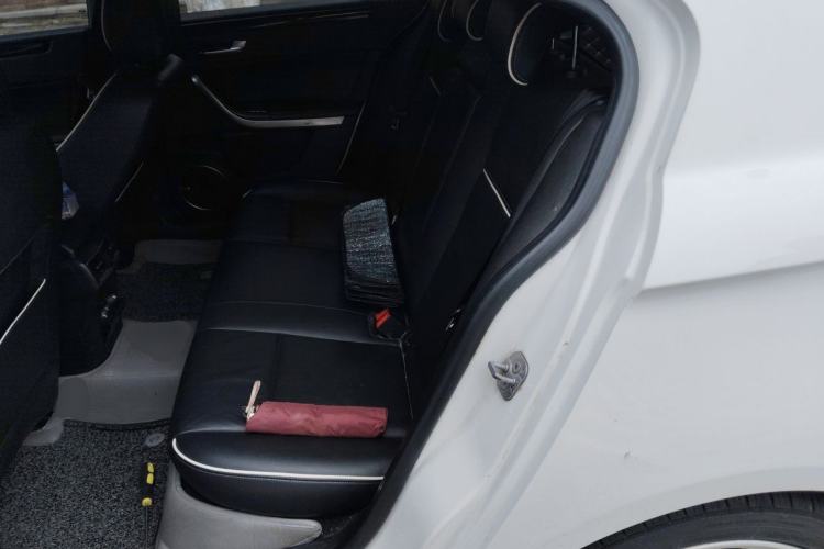 Used Qoros 3 2014 Hatchback 1.6T Automatic ZhiZhen Model Left Rear Seat
