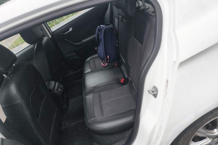 Used Qoros 3 2014 Sedan 1.6L Automatic Zhiyue Model Left Rear Seat